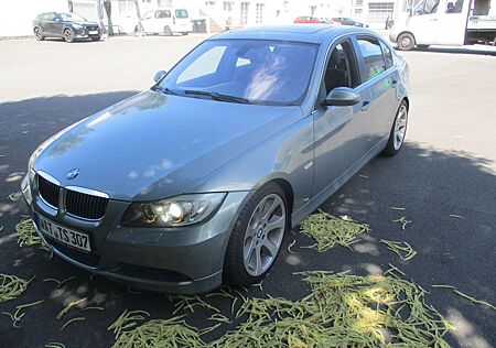 BMW 325i 325