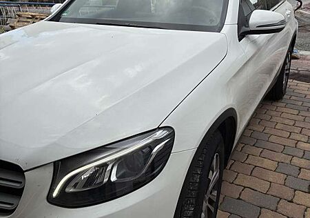 Mercedes-Benz GLC 220 d 4Matic 9G-TRONIC