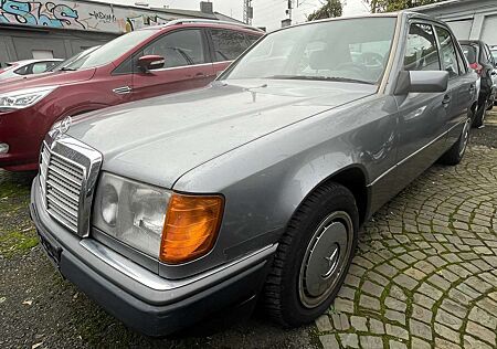 Mercedes-Benz E 230 Automatik, Schiebedach,Tüv neu