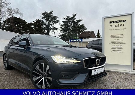 Volvo V60 B4 Core/Leder/19"/Standh/AHK/Harman/BLIS