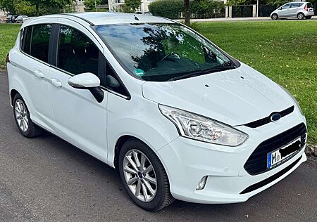 Ford B-Max 1.0 EcoBoost Titanium
