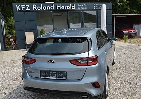 Kia Cee'd Ceed / T-GDI Vision
