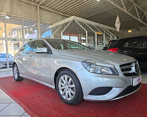 Mercedes-Benz A 200 BlueEfficiency+STYLE+SPORTSITZE+TEILLEDER+