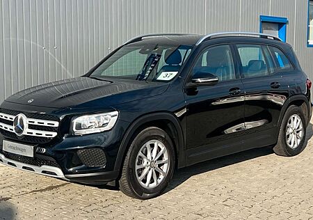 Mercedes-Benz GLB 250 4MATIC 8G-DCT 48V NAVI MBUX LTE KAMERA