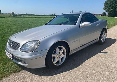 Mercedes-Benz SLK 200 Kompressor/TOP Zustand/Scheckheft/Service NEU!