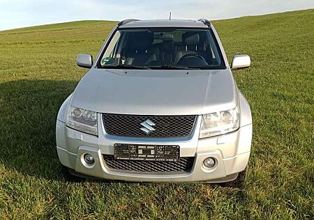 Suzuki Grand Vitara 5-Türer 2.0 Comfort
