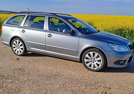 Skoda Octavia Combi 2.0 TDI DPF DSG RS