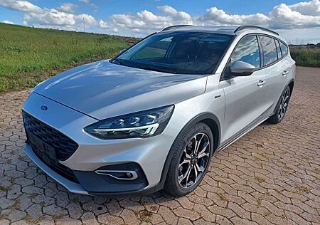 Ford Focus Turnier 2.0 TDCI 150 PS ACTIVE Automatik