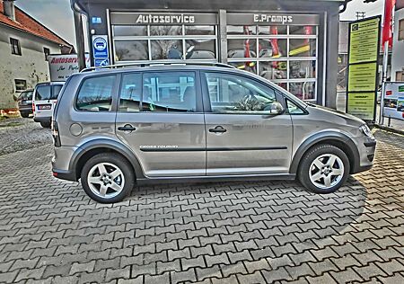 VW Cross Touran Volkswagen CrossTouran