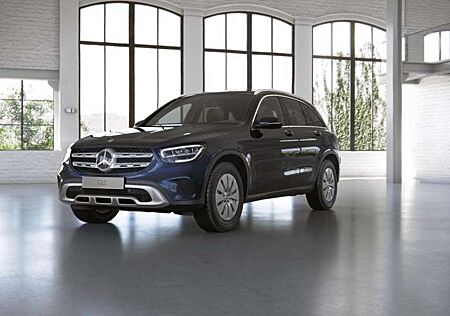 Mercedes-Benz GLC 220 d 4MATIC Advanced+Navi+AHK+Kamera+Distro