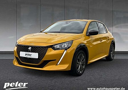 Peugeot e-208 gebraucht kaufen Peugeot e-208 Allure 136 +11KW OBC+Navi+EPH+SHZ