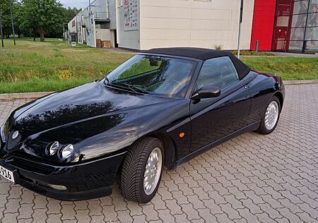 Alfa Romeo Spider 2.0 16V Twin Spark