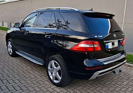 Mercedes-Benz ML 350 CDI 3x AMG BlueTEC 7G-4MATIC