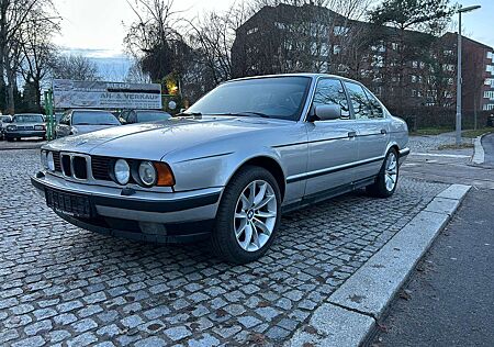 BMW 520i 520 24V OLDTIMER
