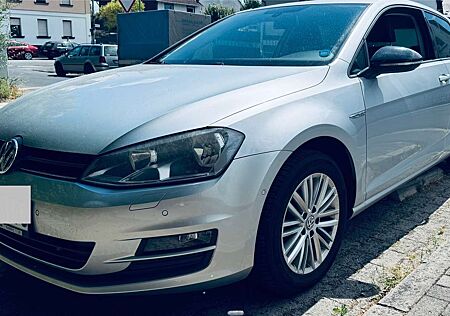 VW Golf Volkswagen 1.2 TSI BlueMotion Technology Cup