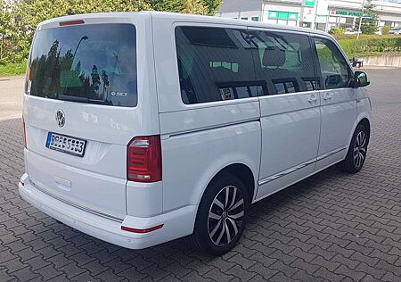 VW T6 Multivan Volkswagen Transporter T6 TDI BMT DSG Kurz Highline