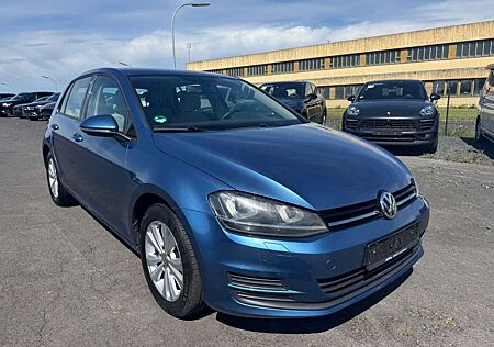 VW Golf Volkswagen VII Lim. Comfortline Sitzheizung Xenon