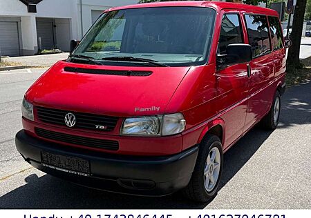 VW T4 Multivan Volkswagen 2.5 TDI Family/TÜV NEU/KLIMA/S-HEFT