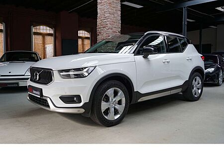 Volvo XC 40 XC40 AWD Momentum Pano Leder 360° AHK H&K