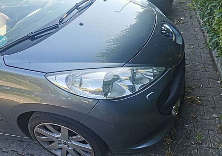 Peugeot 207 CC 120 VTi Platinum