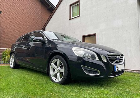Volvo V60 D5 AWD Geartronic