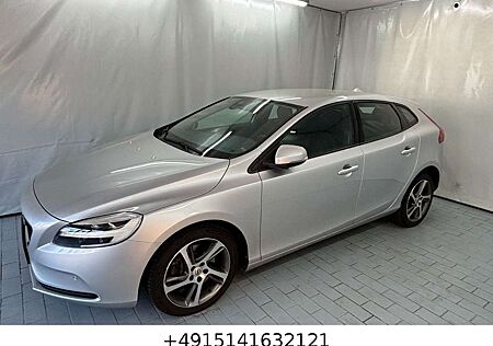 Volvo V40 Momentum/KAMERA/SITZHEIZUNG/NAVI