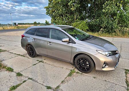 Toyota Auris 1.8 VVT-i Hybrid Automatik Touring Sports Ex