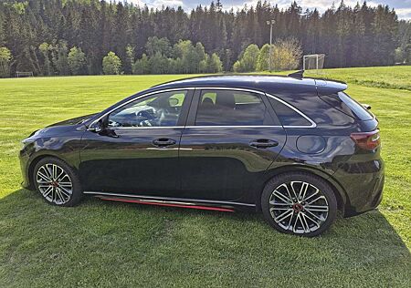 Kia Cee'd Ceed / Ceed 1.6 T-GDI GT, 2 Jahre Garantie