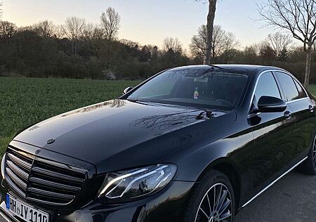 Mercedes-Benz E 200 Vollleder / Scheckheft / 9-Gang