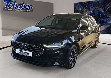 Ford Focus Fahrerassistenz-Paket + Panorama-Dach