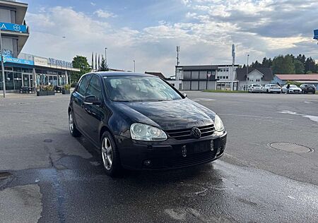 VW Golf Volkswagen Trendline