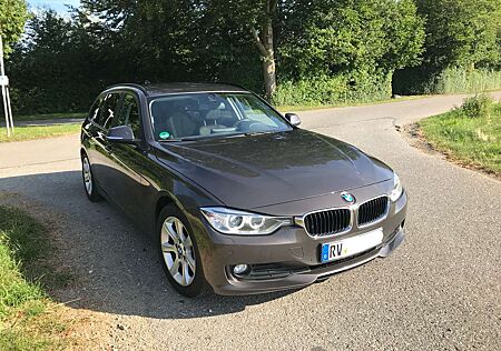 BMW 320 Touring - Xenon, Sportsitze, AHK