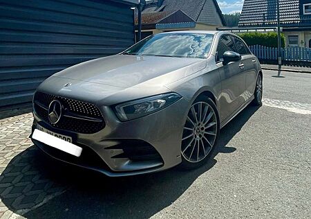 Mercedes-Benz A 200 AMG Line