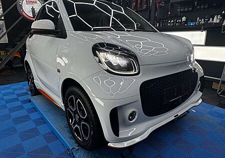 Smart ForTwo EQ Brabus-7TKm-LED-Leder-Navi-Panorama-Einzelstück