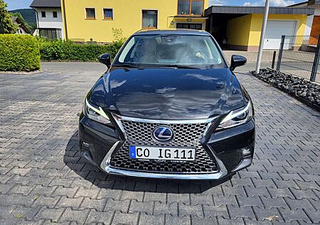 Lexus CT 200h Launch Edition