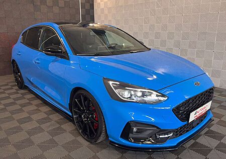 Ford Focus Lim. ST*MATRIX*RECARO-HEAD UP-R.KAM-TOTW