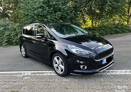 Ford S-Max 2.0 TDCi *ST-LINE/ LED/179PS/VOLLEDER/SONY*