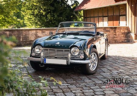 Triumph TR4