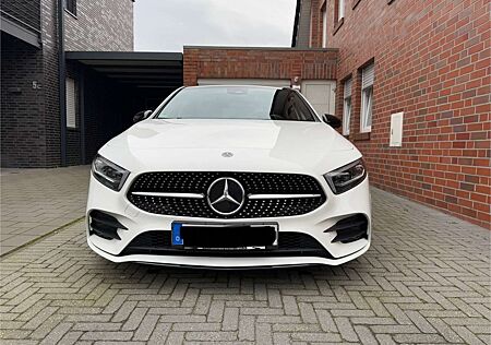 Mercedes-Benz A 220 d 8G-DCT AMG Line Night 360Grad Burmester