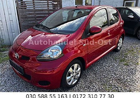 Toyota Others Aygo AYGO CoolRed wenig km neuer Tüv