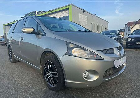Mitsubishi Grandis 2.0 DI-D Intense-7 sitzer