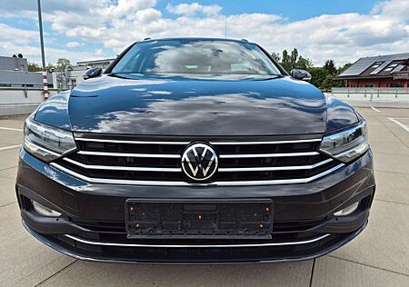 VW Passat Variant Volkswagen Business 4Motion HUD 1-Hd.Top EU6