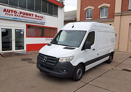Mercedes-Benz Sprinter 314 KLIMA*AHK*KAMERA*STDHZG*NAVI*MBUX