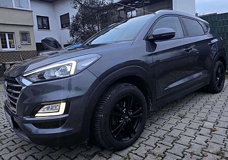 Hyundai Tucson blue 1.6 CRDi 2WD DCT Premium
