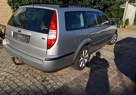Ford Mondeo 1.8 Turnier Ghia