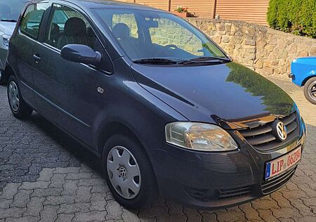 VW Fox Volkswagen 1,2 - Wenig Kilometer Insp. Neu