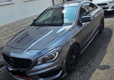 Mercedes-Benz CLA 220 (CDI) d 7G-DCTAMG Line