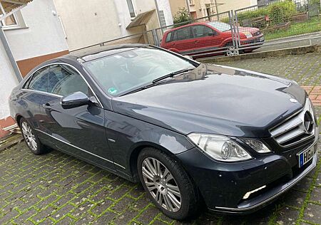 Mercedes-Benz E 350 CGI Coupe BlueEFFICIENCY 7G-TRONIC Avantgarde