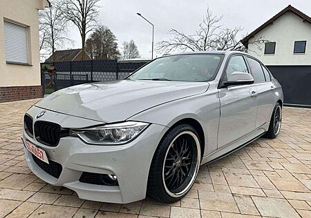 BMW 328 i+M-Sport+Leder+Navi+SSD+Xenon+19 Zoll+