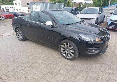 Ford Focus Cabrio Black Magic